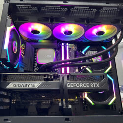 CORE ULTRA 7 265K – 64GB – NVIDIA RTX 5070TI 16GB